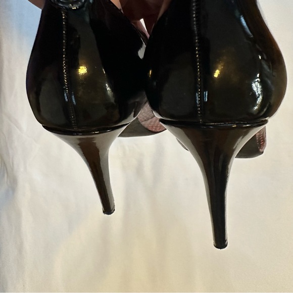 Guess Felisity Women’s Leather Red Black Heels/Stiletto 8M - Picture 8 of 8